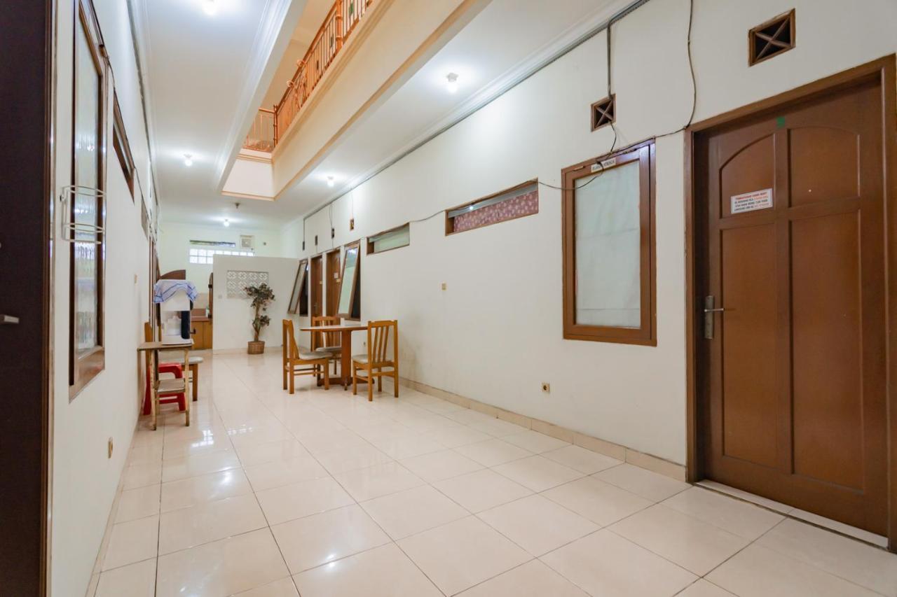 Koolkost Near Riau Junction Mall Бандунг Екстериор снимка