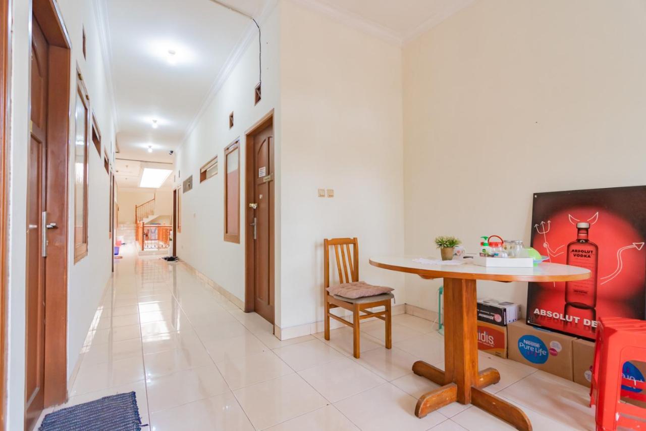 Koolkost Near Riau Junction Mall Бандунг Екстериор снимка