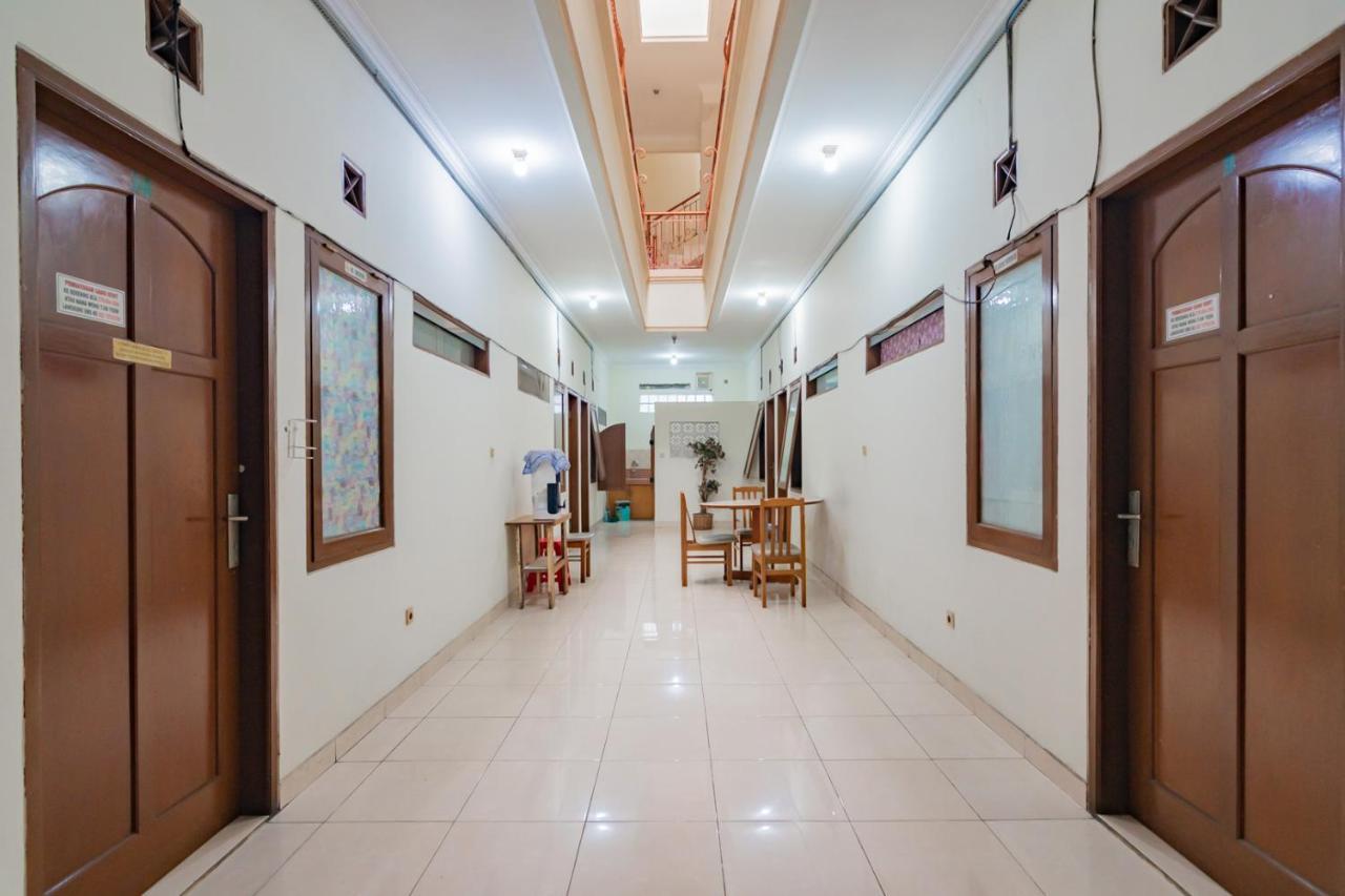Koolkost Near Riau Junction Mall Бандунг Екстериор снимка
