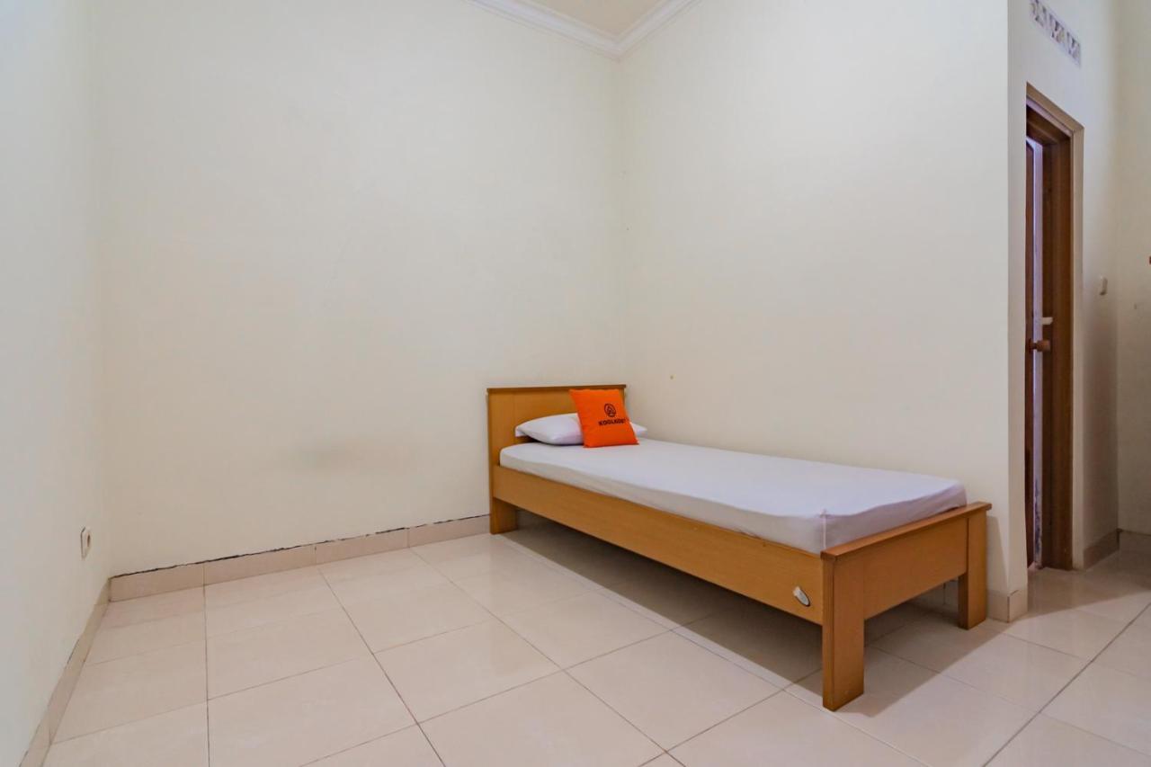 Koolkost Near Riau Junction Mall Бандунг Екстериор снимка